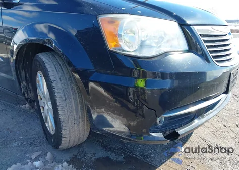 2014 Chrysler Town & Country Touring from USA, damaged, VIN 2C4RC1BG5ER165683